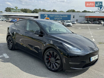 Черный Тесла Model Y, объемом двигателя 0 л и пробегом 61 тыс. км за 25000 $, фото 1 на Automoto.ua