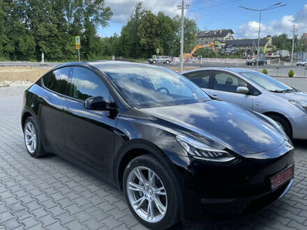 Тесла Model Y 2022 у Львові на Automoto.ua Чорний Тесла Model Y, об'ємом двигуна 0 л та пробігом 55 тис. км за 27000 $, фото 1 на Automoto.ua
