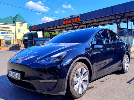 Тесла Model Y 2022 у Новомосковске на Automoto.ua Чорний Тесла Model Y, об'ємом двигуна 0 л та пробігом 92 тис. км за 25000 $, фото 1 на Automoto.ua
