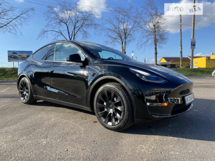 Тесла Model Y 2022 в Ровно на Automoto.ua Черный Тесла Model Y, объемом двигателя 0 л и пробегом 25 тыс. км за 24999 $, фото 1 на Automoto.ua