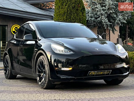 Черный Тесла Model Y, объемом двигателя 0 л и пробегом 121 тыс. км за 25750 $, фото 1 на Automoto.ua