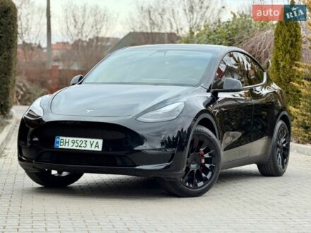 Черный Тесла Model Y, объемом двигателя 0 л и пробегом 53 тыс. км за 24700 $, фото 1 на Automoto.ua