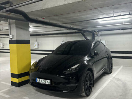Черный Тесла Model Y, объемом двигателя 0 л и пробегом 50 тыс. км за 39000 $, фото 1 на Automoto.ua