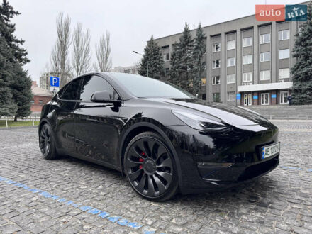 Тесла Model Y 2023 в Днепре (Днепропетровске) на Automoto.ua Черный Тесла Model Y, объемом двигателя 0 л и пробегом 13 тыс. км за 39900 $, фото 1 на Automoto.ua