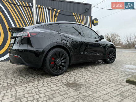 Черный Тесла Model Y, объемом двигателя 0 л и пробегом 33 тыс. км за 28499 $, фото 1 на Automoto.ua