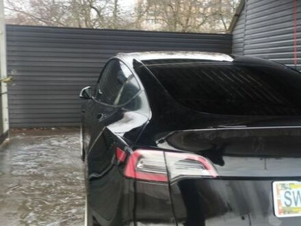 Чорний Тесла Model Y, об'ємом двигуна 0 л та пробігом 41 тис. км за 33000 $, фото 1 на Automoto.ua