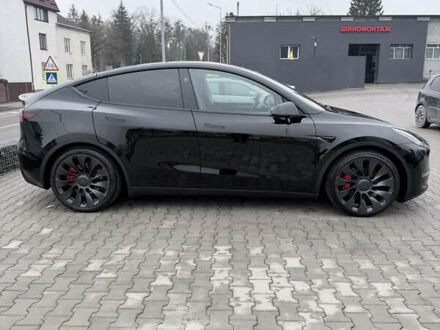 Черный Тесла Model Y, объемом двигателя 0 л и пробегом 84 тыс. км за 25900 $, фото 1 на Automoto.ua