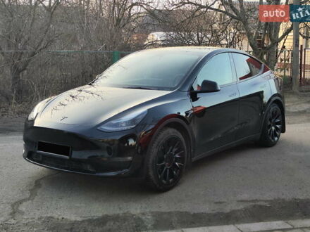Черный Тесла Model Y, объемом двигателя 0 л и пробегом 19 тыс. км за 30900 $, фото 1 на Automoto.ua