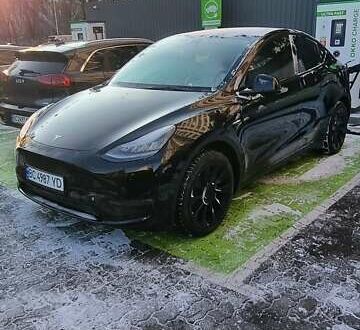Черный Тесла Model Y, объемом двигателя 0 л и пробегом 20 тыс. км за 30000 $, фото 1 на Automoto.ua