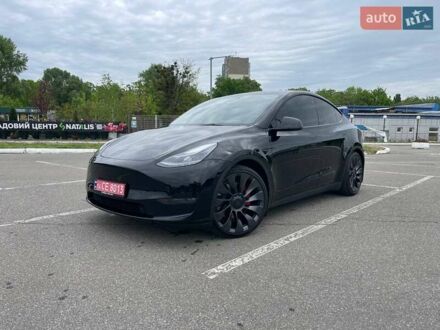 Тесла Model Y 2023 у Києві на Automoto.ua Чорний Тесла Model Y, об'ємом двигуна 0 л та пробігом 53 тис. км за 29500 $, фото 1 на Automoto.ua