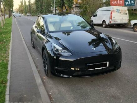 Черный Тесла Model Y, объемом двигателя 0 л и пробегом 75 тыс. км за 50000 $, фото 1 на Automoto.ua