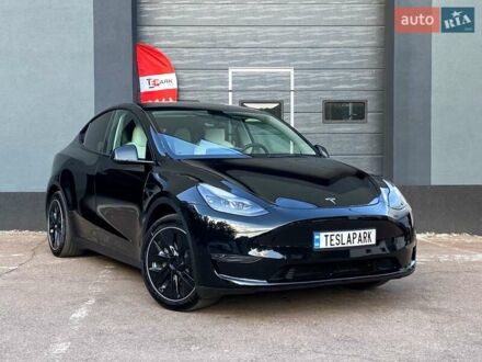 Черный Тесла Model Y, объемом двигателя 0 л и пробегом 33 тыс. км за 32999 $, фото 1 на Automoto.ua