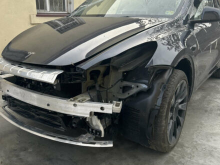 Черный Тесла Model Y, объемом двигателя 0 л и пробегом 3 тыс. км за 20000 $, фото 1 на Automoto.ua