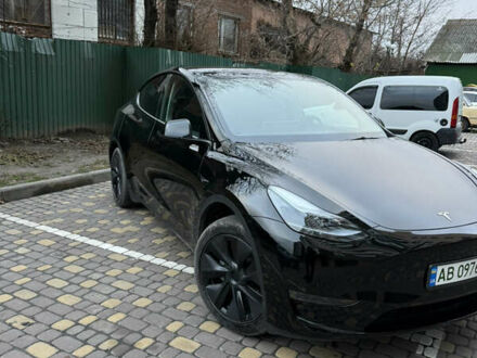 Черный Тесла Model Y, объемом двигателя 0 л и пробегом 9 тыс. км за 31000 $, фото 1 на Automoto.ua