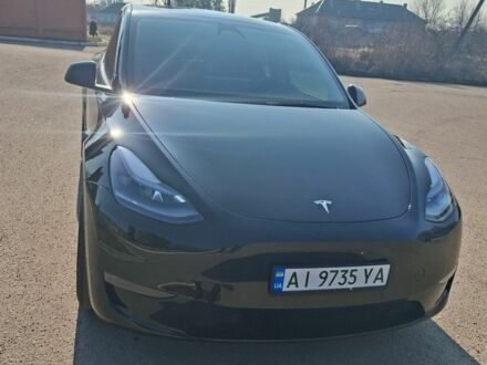 Черный Тесла Model Y, объемом двигателя 0 л и пробегом 28 тыс. км за 34900 $, фото 1 на Automoto.ua