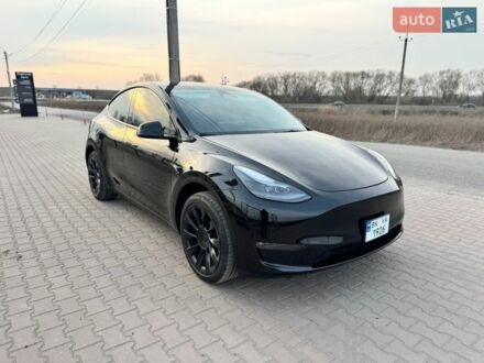 Черный Тесла Model Y, объемом двигателя 0 л и пробегом 4 тыс. км за 28900 $, фото 1 на Automoto.ua