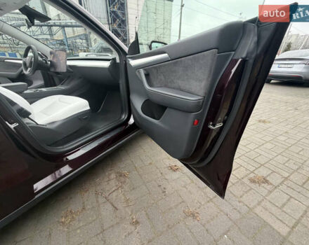 Фиолетовый Тесла Model Y, объемом двигателя 0 л и пробегом 44 тыс. км за 32000 $, фото 20 на Automoto.ua