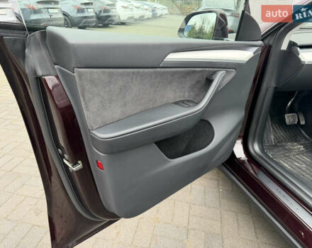 Фиолетовый Тесла Model Y, объемом двигателя 0 л и пробегом 44 тыс. км за 32000 $, фото 19 на Automoto.ua