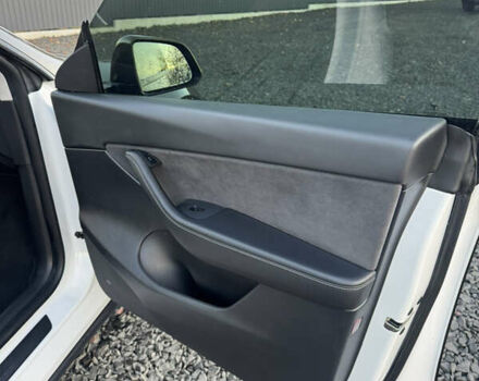 Коричневый Тесла Model Y, объемом двигателя 0 л и пробегом 84 тыс. км за 24990 $, фото 27 на Automoto.ua