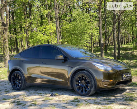 Коричневый Тесла Model Y, объемом двигателя 0 л и пробегом 66 тыс. км за 29999 $, фото 12 на Automoto.ua