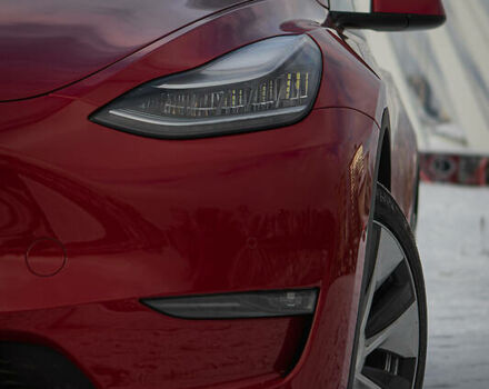Красный Тесла Model Y, объемом двигателя 0 л и пробегом 14 тыс. км за 59999 $, фото 2 на Automoto.ua