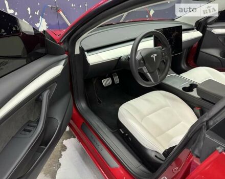 Червоний Тесла Model Y, об'ємом двигуна 0 л та пробігом 14 тис. км за 34000 $, фото 12 на Automoto.ua