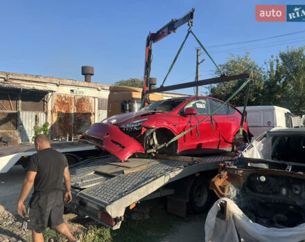 Красный Тесла Model Y, объемом двигателя 0 л и пробегом 50 тыс. км за 6300 $, фото 10 на Automoto.ua