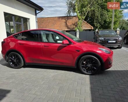 Красный Тесла Model Y, объемом двигателя 0 л и пробегом 72 тыс. км за 22999 $, фото 4 на Automoto.ua