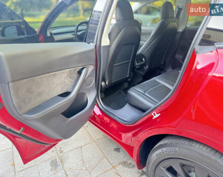 Красный Тесла Model Y, объемом двигателя 0 л и пробегом 58 тыс. км за 25500 $, фото 14 на Automoto.ua