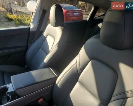 Красный Тесла Model Y, объемом двигателя 0 л и пробегом 52 тыс. км за 24600 $, фото 12 на Automoto.ua