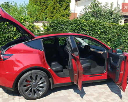 Тесла Model Y 2020 в Киеве на Automoto.ua Красный Тесла Model Y, объемом двигателя 0 л и пробегом 136 тыс. км за 23500 $, фото 34 на Automoto.ua