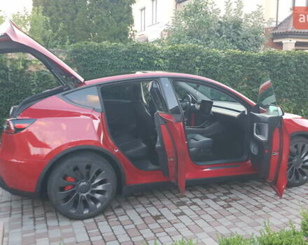 Тесла Model Y 2020 в Киеве на Automoto.ua Красный Тесла Model Y, объемом двигателя 0 л и пробегом 136 тыс. км за 23500 $, фото 2 на Automoto.ua