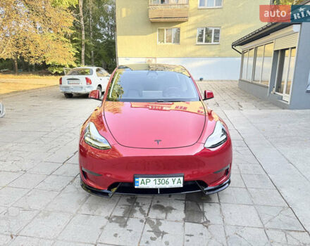 Красный Тесла Model Y, объемом двигателя 0 л и пробегом 58 тыс. км за 25500 $, фото 4 на Automoto.ua
