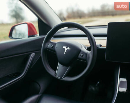 Червоний Тесла Model Y, об'ємом двигуна 0 л та пробігом 54 тис. км за 24000 $, фото 11 на Automoto.ua
