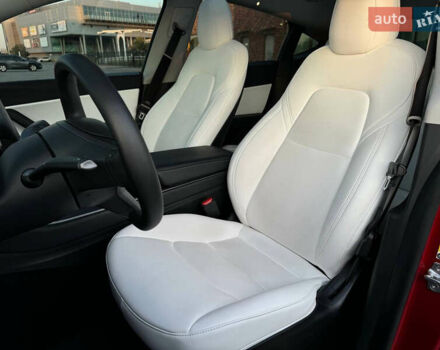 Красный Тесла Model Y, объемом двигателя 0 л и пробегом 80 тыс. км за 25900 $, фото 19 на Automoto.ua