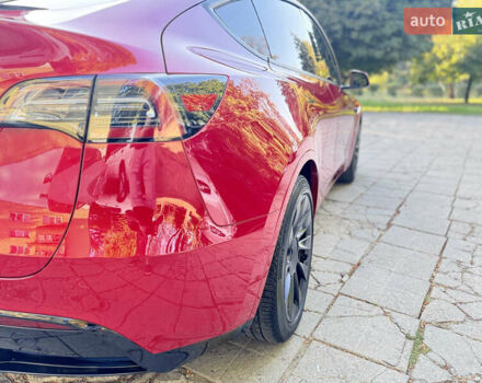 Красный Тесла Model Y, объемом двигателя 0 л и пробегом 58 тыс. км за 25500 $, фото 9 на Automoto.ua