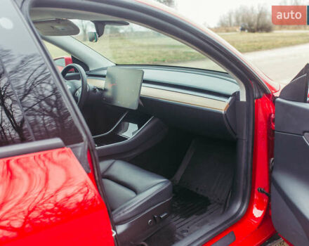 Червоний Тесла Model Y, об'ємом двигуна 0 л та пробігом 54 тис. км за 24000 $, фото 21 на Automoto.ua