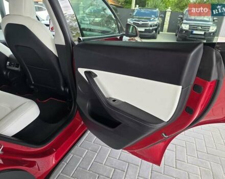 Красный Тесла Model Y, объемом двигателя 0 л и пробегом 72 тыс. км за 22999 $, фото 56 на Automoto.ua