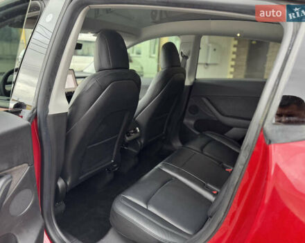 Червоний Тесла Model Y, об'ємом двигуна 0 л та пробігом 117 тис. км за 19500 $, фото 30 на Automoto.ua