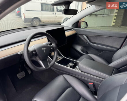 Червоний Тесла Model Y, об'ємом двигуна 0 л та пробігом 117 тис. км за 19500 $, фото 21 на Automoto.ua