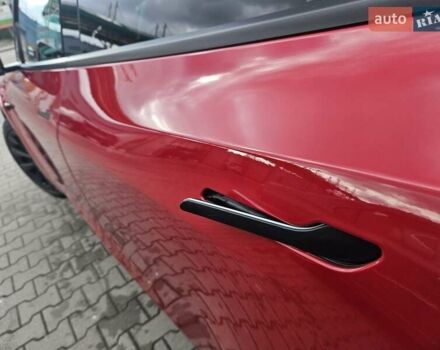 Красный Тесла Model Y, объемом двигателя 0 л и пробегом 54 тыс. км за 32500 $, фото 9 на Automoto.ua