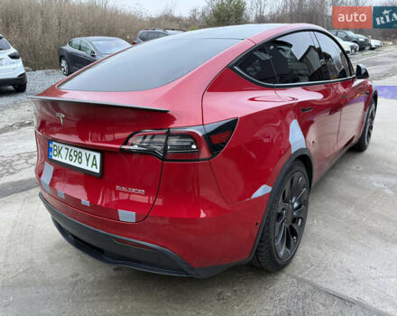 Красный Тесла Model Y, объемом двигателя 0 л и пробегом 140 тыс. км за 23000 $, фото 4 на Automoto.ua