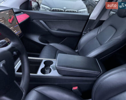 Красный Тесла Model Y, объемом двигателя 0 л и пробегом 85 тыс. км за 23500 $, фото 26 на Automoto.ua