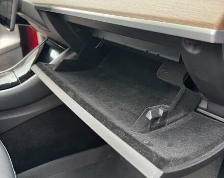 Тесла Model Y 2021 в Львове на Automoto.ua Красный Тесла Model Y, объемом двигателя 0 л и пробегом 41 тыс. км за 23900 $, фото 21 на Automoto.ua