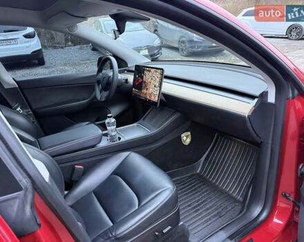 Красный Тесла Model Y, объемом двигателя 0 л и пробегом 140 тыс. км за 23000 $, фото 10 на Automoto.ua
