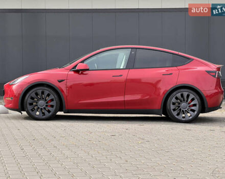 Тесла Model Y 2021 в Киеве на Automoto.ua Красный Тесла Model Y, объемом двигателя 0 л и пробегом 83 тыс. км за 24900 $, фото 6 на Automoto.ua