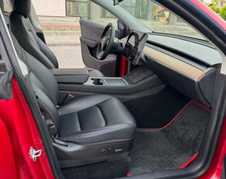 Красный Тесла Model Y, объемом двигателя 0 л и пробегом 38 тыс. км за 28999 $, фото 12 на Automoto.ua