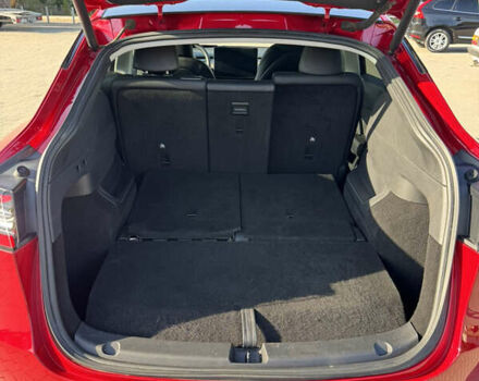 Красный Тесла Model Y, объемом двигателя 0 л и пробегом 121 тыс. км за 23000 $, фото 17 на Automoto.ua