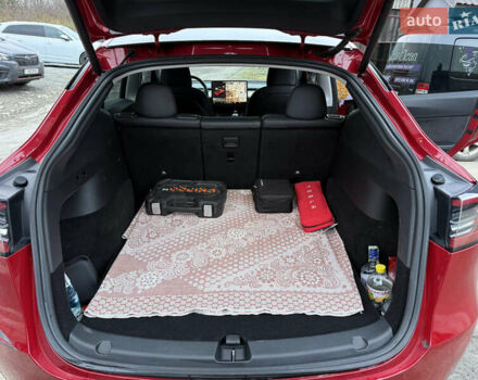 Красный Тесла Model Y, объемом двигателя 0 л и пробегом 140 тыс. км за 23000 $, фото 13 на Automoto.ua