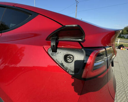 Красный Тесла Model Y, объемом двигателя 0 л и пробегом 121 тыс. км за 23000 $, фото 37 на Automoto.ua